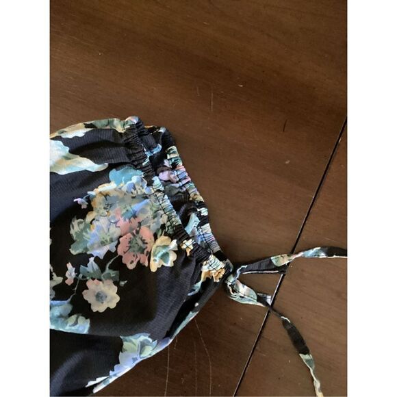 Erika Top  - Picture 8 of 8